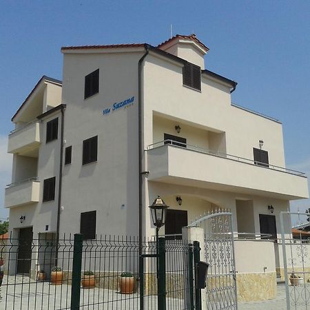 Vila Suzana Tribalj Kültér fotó