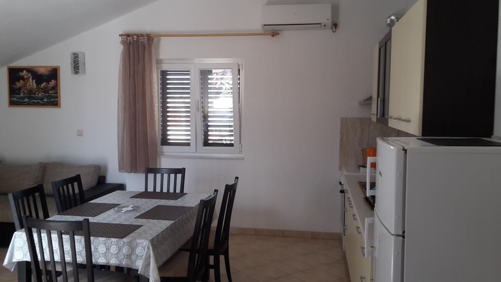 Vila Suzana Tribalj Kültér fotó