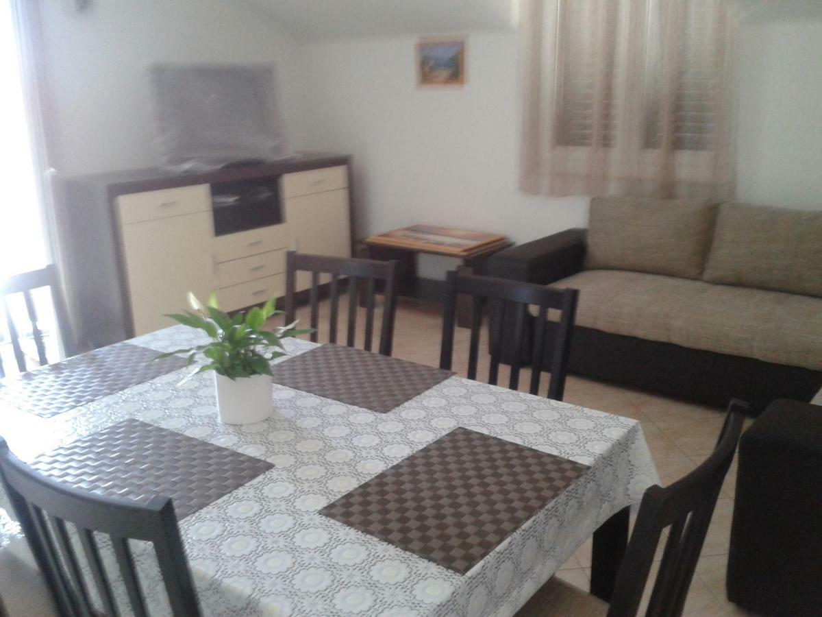 Vila Suzana Tribalj Kültér fotó